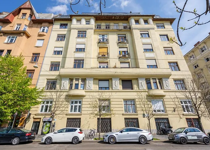 Stollar Apartment, Danube View アパート ブダペスト