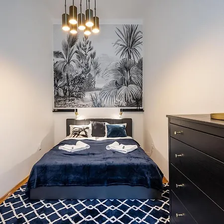 Stollar Apartment, Danube View 아파트