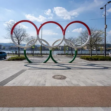 Stollar Apartment, Danube View 부다페스트