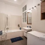 Stollar Apartment, Danube View *